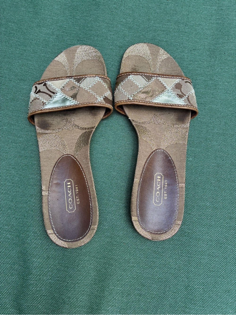 COACH praline patchwork gold/silver Sandals 7.5 B.